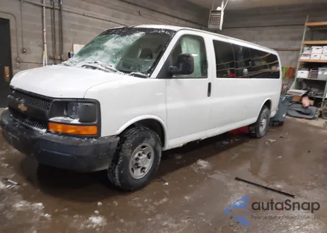 2008 Chevrolet Express Ls z USA, uszkodzony, nr VIN 1GAHG39K581206708